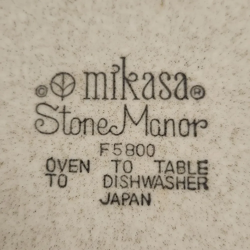 Mikasa Stone Manor Melissa F5800 Serving Bowl 9.5